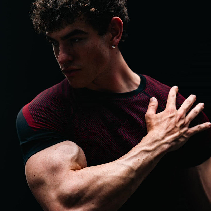 YOUNGLA's new American style running, sports and casual short-sleeved T-shirt for training and fitness, quick-drying, elastic an