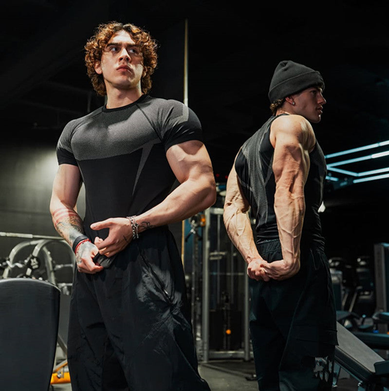 YOUNGLA's new American style running, sports and casual short-sleeved T-shirt for training and fitness, quick-drying, elastic an