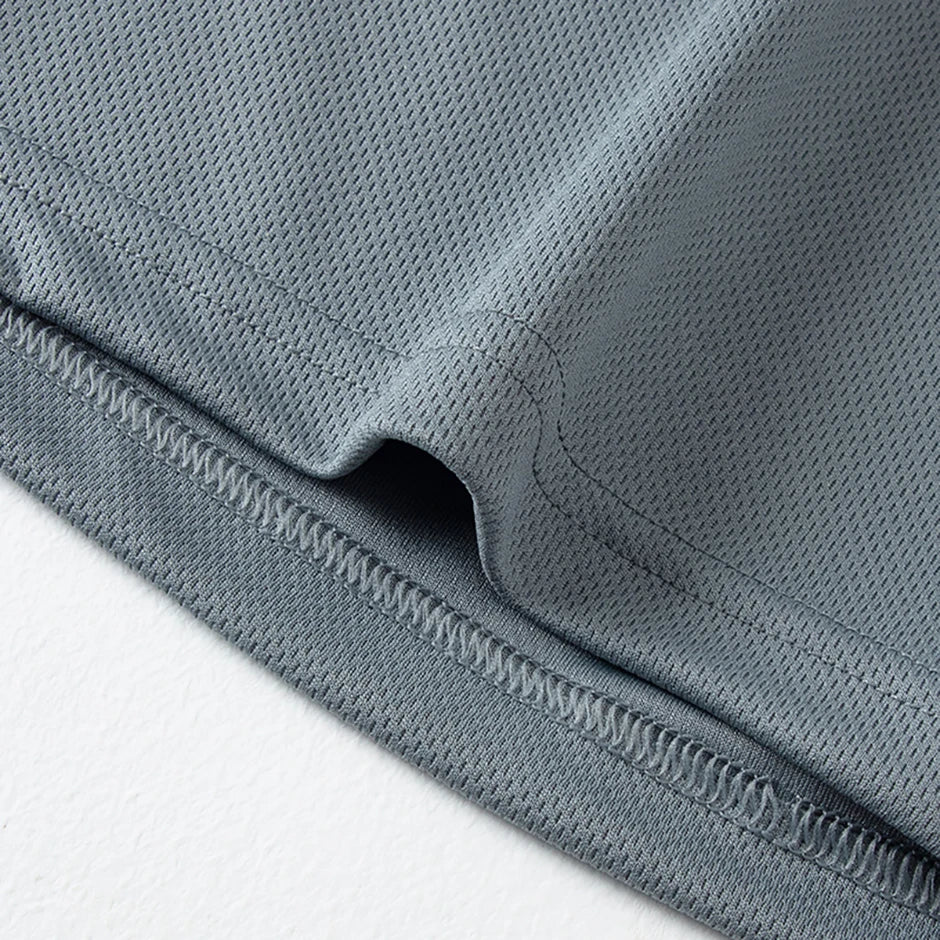 2-Piece Men's Summer Quick drying Sports Suit Loose And Breathable Short Sleeved T-shirt Running And Fitness Black Pocket Shorts