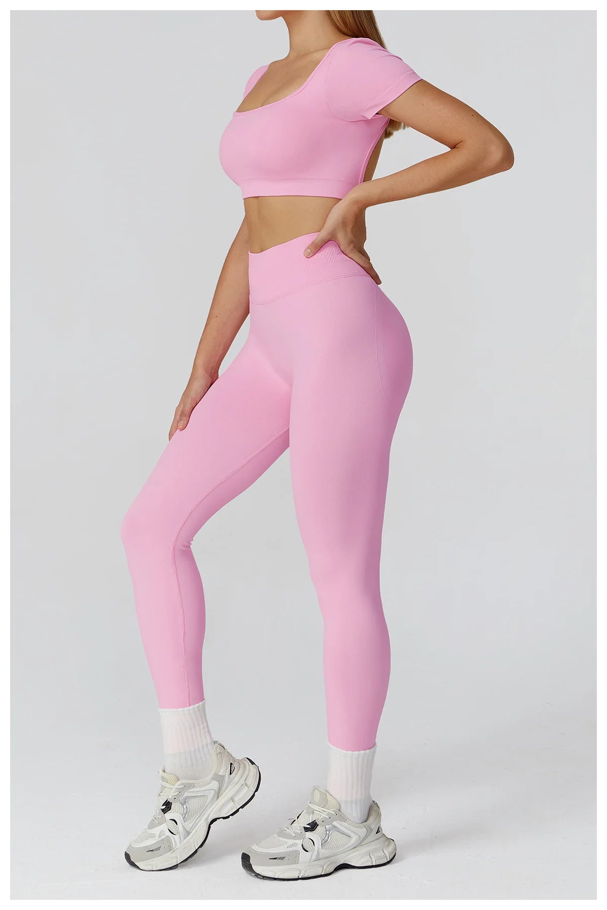 Seamless Women's Yoga Crop Top Sport Short Sleeve T Shirts Fitness Clothes New Yoga Shirt Gym Sexy Backless Top Quick Drying Top